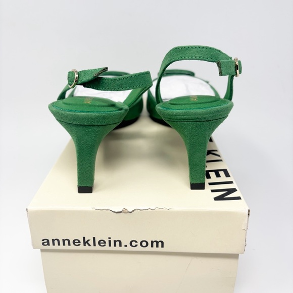Anne Klein Iva Pumps 10 - Picture 5 of 9